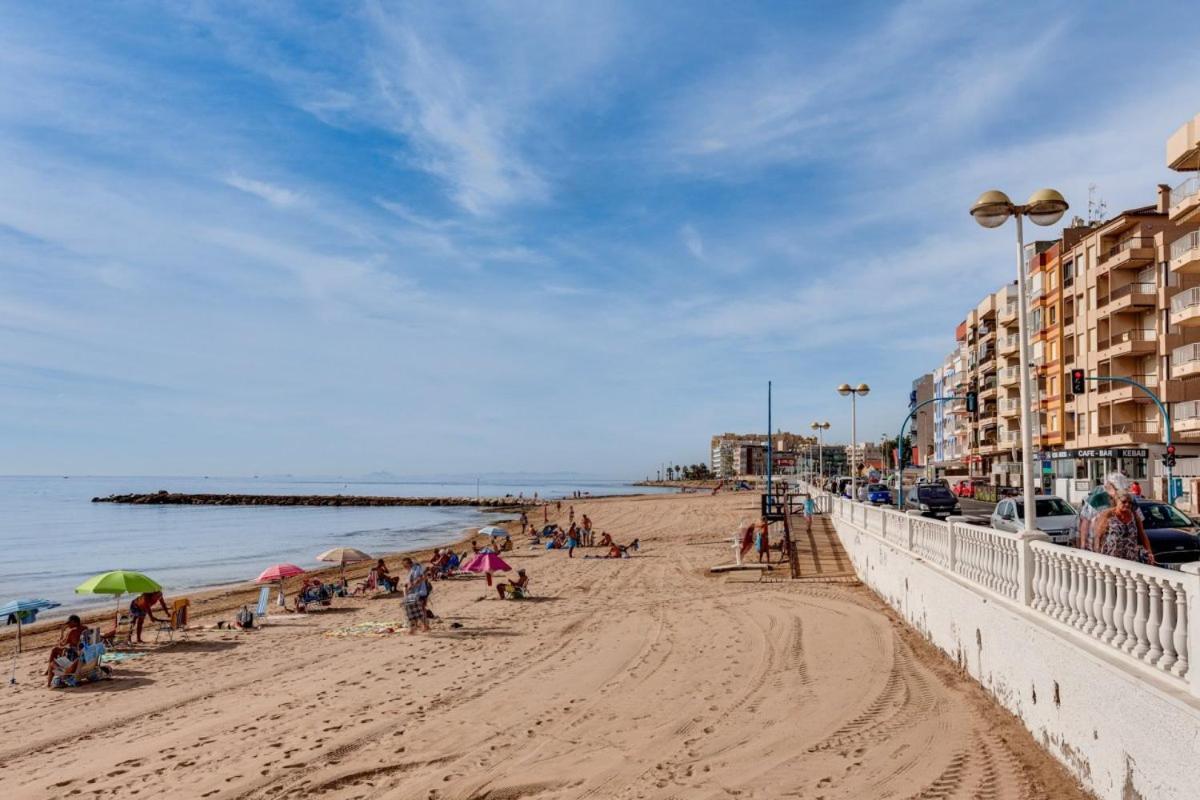 Nice Apartment With Terrace On The Los Locos Beach Торевьиа Экстерьер фото